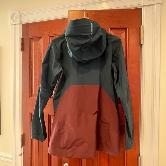 Arc’teryx Sentinel Jacket - Size Small - Picture 3 of 7